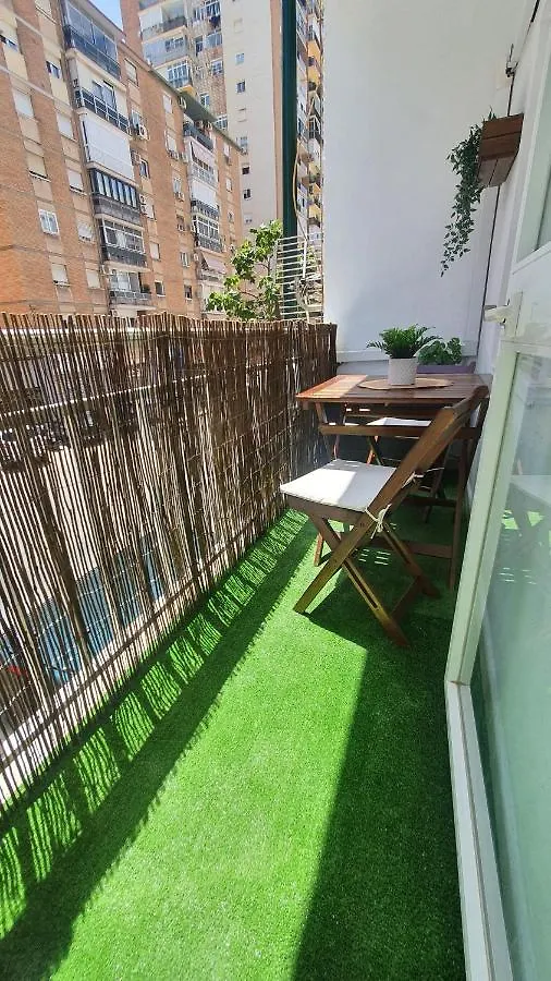 Apartamento centro playa estación de tren Málaga