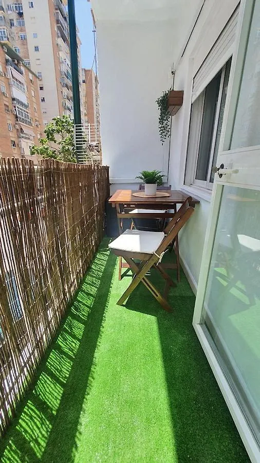 Apartamento centro playa estación de tren Málaga 0*,  España