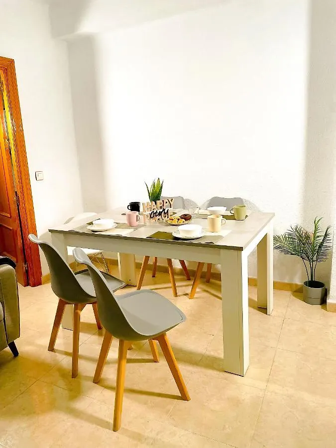 Apartamento centro playa estación de tren Málaga España