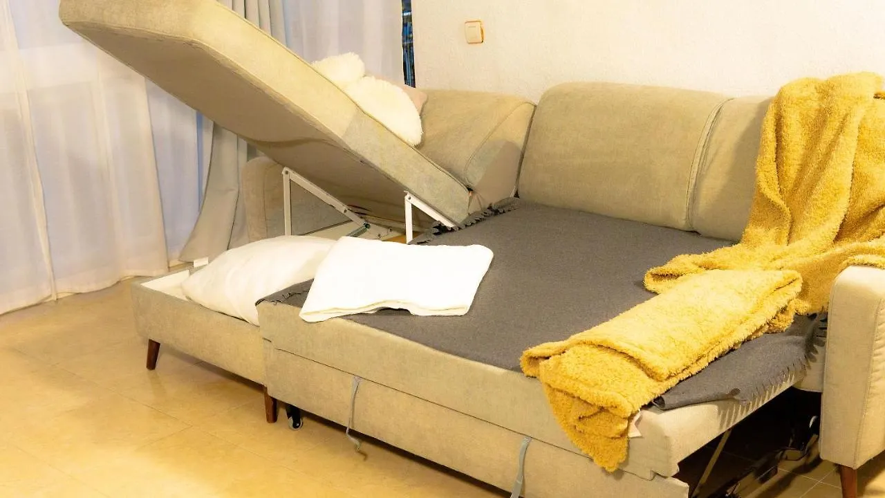 Apartamento centro playa estación de tren Málaga 0*,  España
